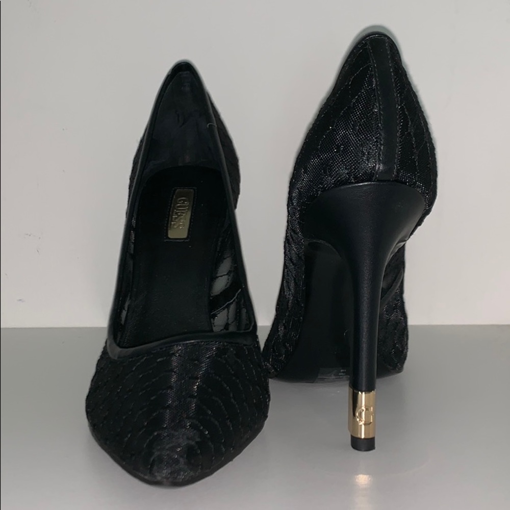 Brand new never worn Guess heels
